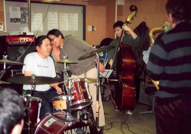 ShinyaAtMeijiUnivBigBand