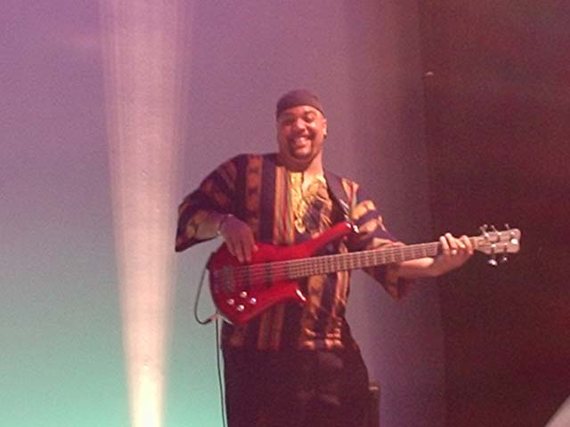 Sly -groove on- on stage