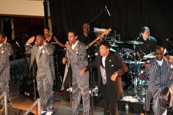 r_street show3